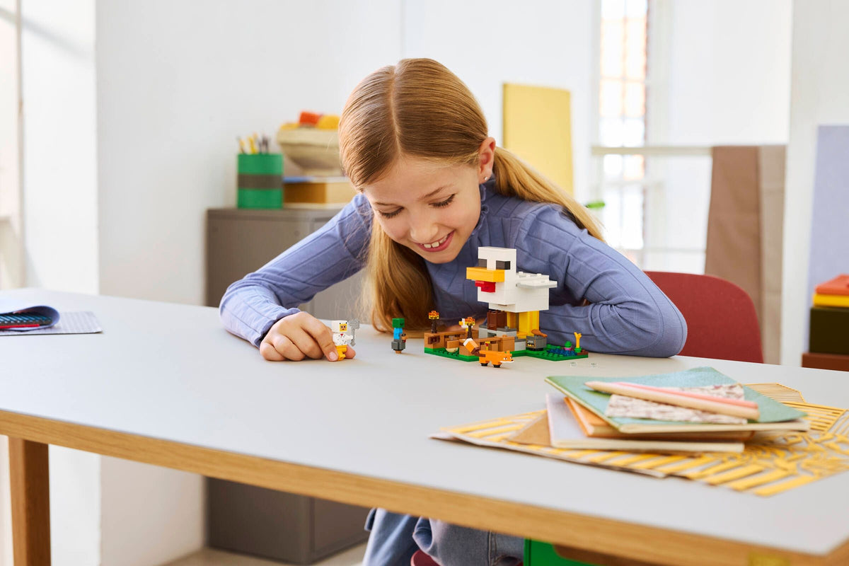 LEGO® Minecraft 21585 La Ferme à Poulet