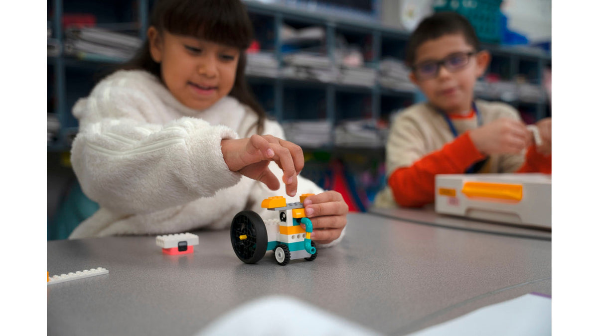LEGO® Education 45520 Informatique & IA 5+ (Années 1–3)