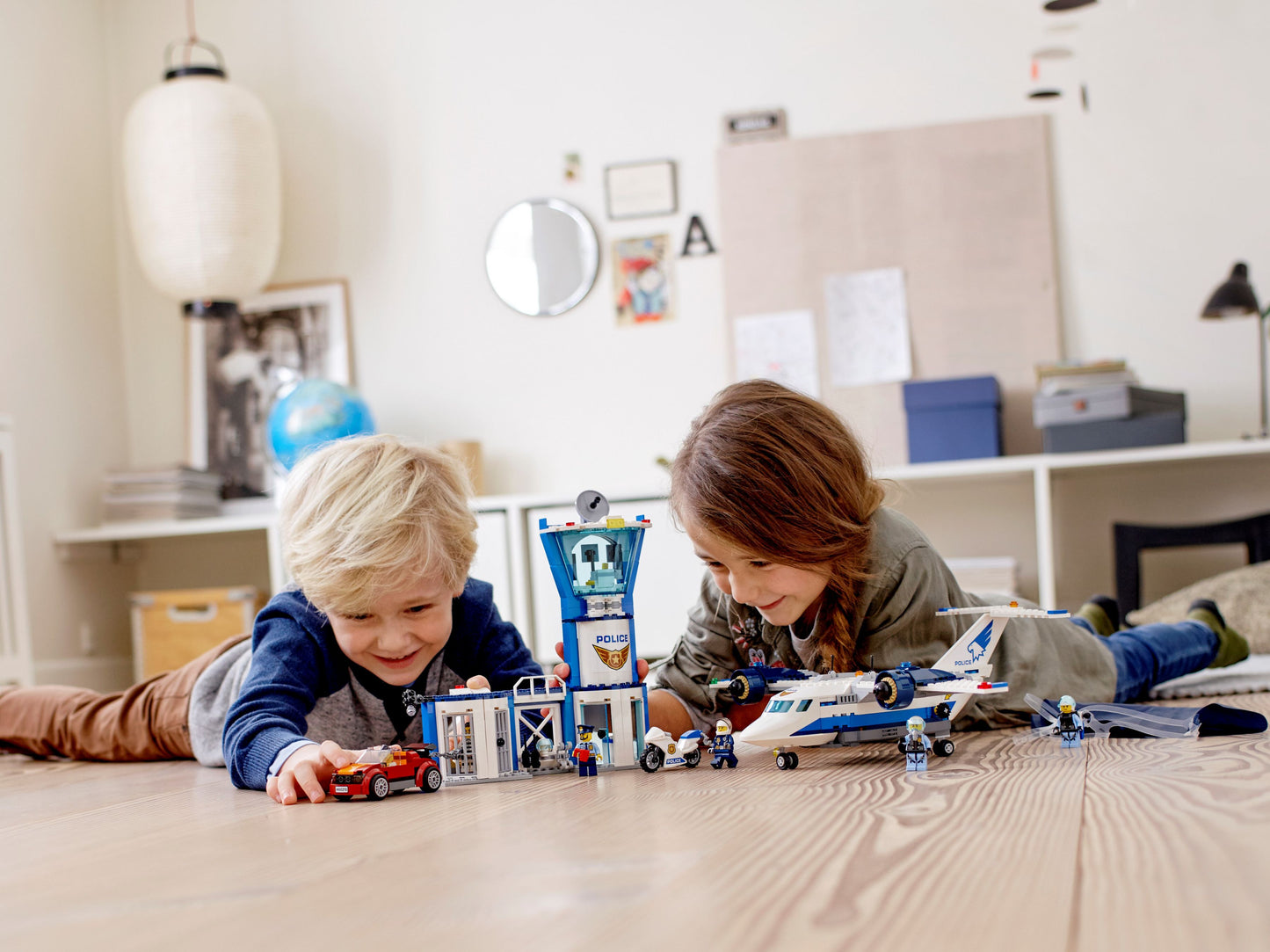 LEGO® City 60210 La base aérienne de la police