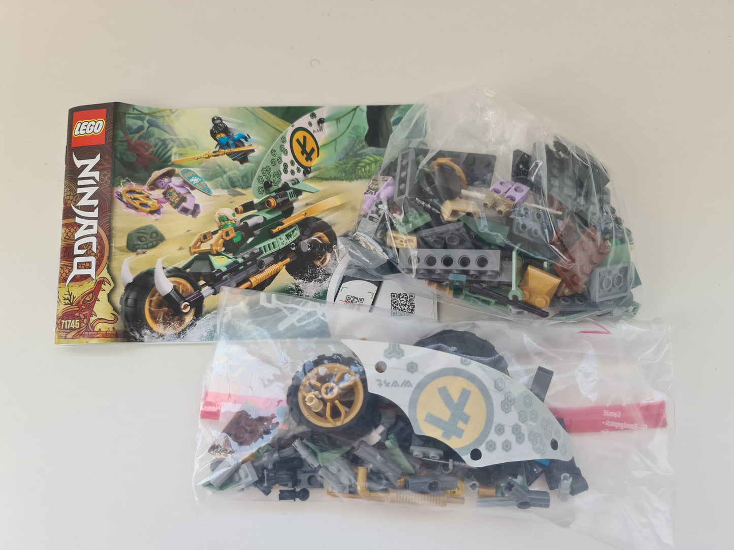LEGO® Ninjago 71745 La Moto de la Jungle